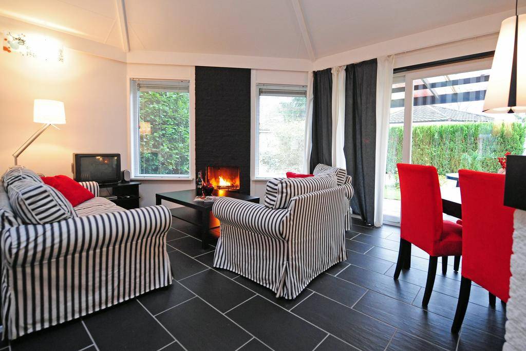 OPEN HAARD MET BANK